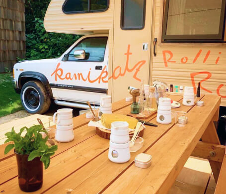 image: KAMIKATZ Rolling Room camper